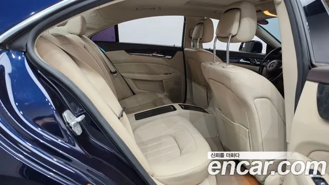 Mercedes-Benz CLS-Class 2015 thumb 12