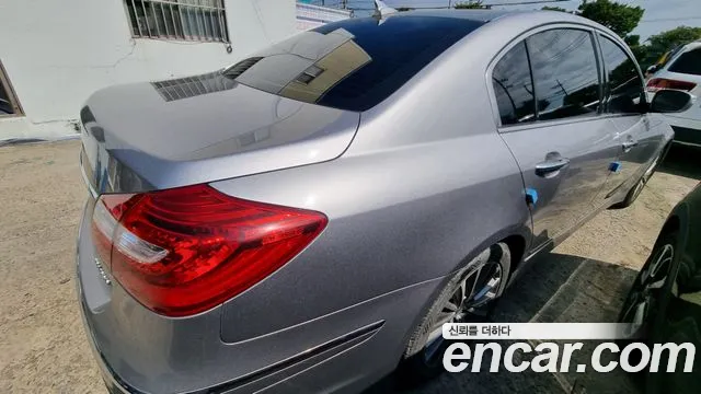 Hyundai Genesis 2013 thumb 5