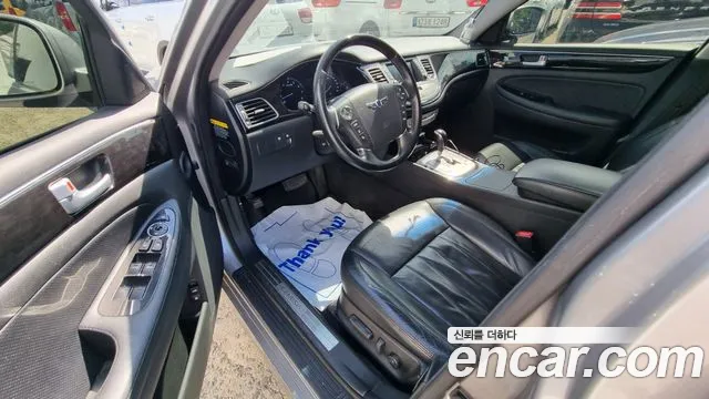 Hyundai Genesis 2013 thumb 8