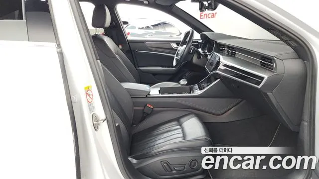 Audi A6 2021 thumb 11