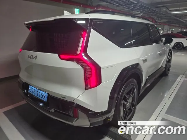 Kia EV9 2023 thumb 2