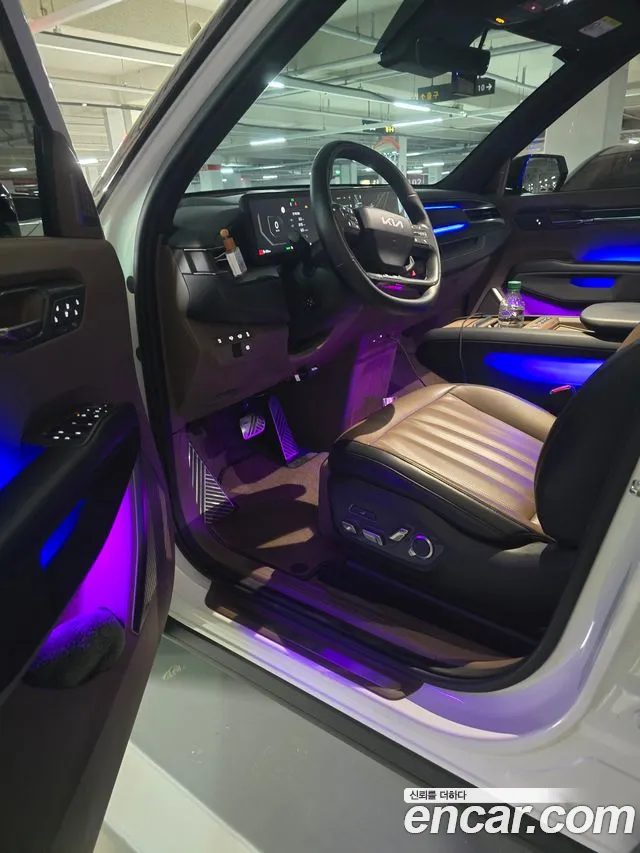 Kia EV9 2023 thumb 10