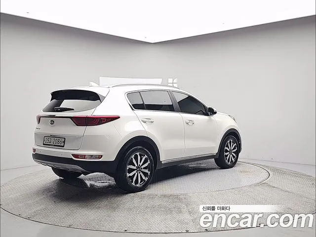 Kia Sportage 2018 thumb 4