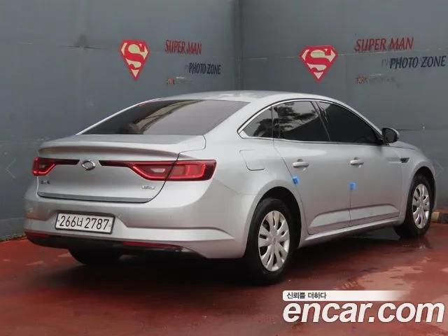 Renault-KoreaSamsung Megane 2018 thumb 3