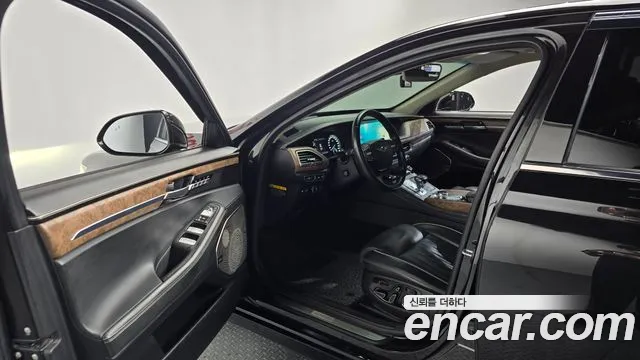 Genesis G90 2019 thumb 10