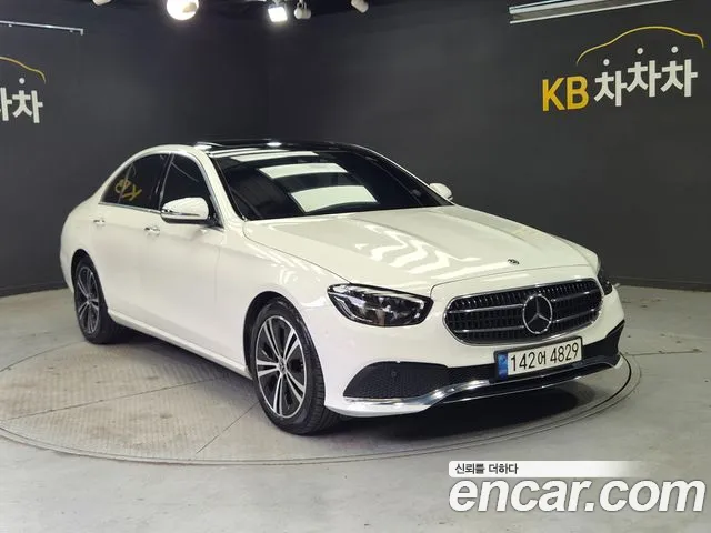 Mercedes-Benz E-Класс 2020 thumb 2
