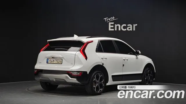 Kia Niro 2022 thumb 2
