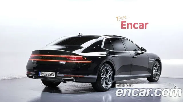 Genesis G90 2022 thumb 2