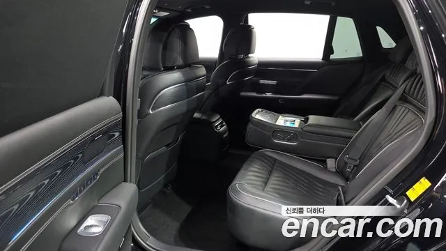 Genesis G90 2022 thumb 11