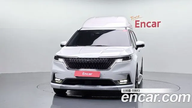 Kia Carnival 2022 thumb 3