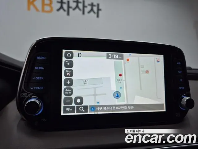 Hyundai Santa Fe 2018 thumb 10
