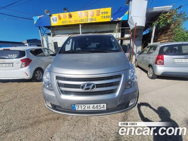 Hyundai Starex 2017 thumb 9