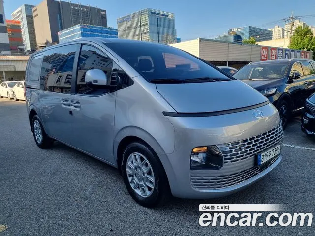 Hyundai Staria 2022 thumb 3