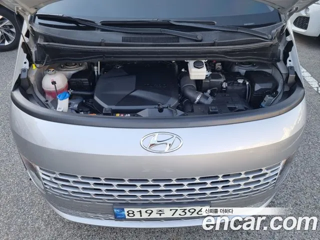 Hyundai Staria 2022 thumb 7
