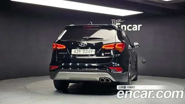 Hyundai Santa Fe 2016 thumb 4