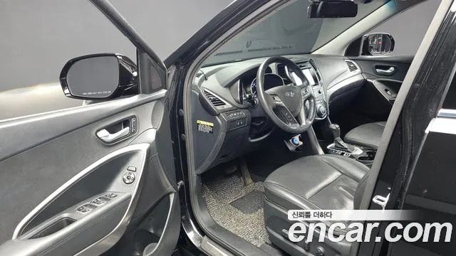 Hyundai Santa Fe 2016 thumb 10