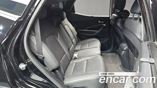 Hyundai Santa Fe 2016 thumb 11