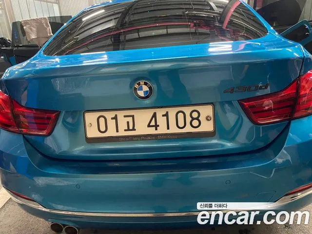 BMW 4-Series 2017 thumb 2