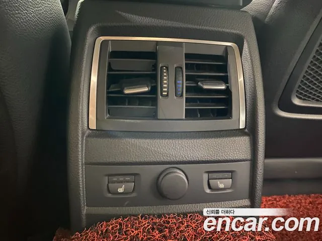BMW 4-Series 2017 thumb 12