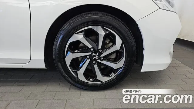 Honda Accord 2016 thumb 5