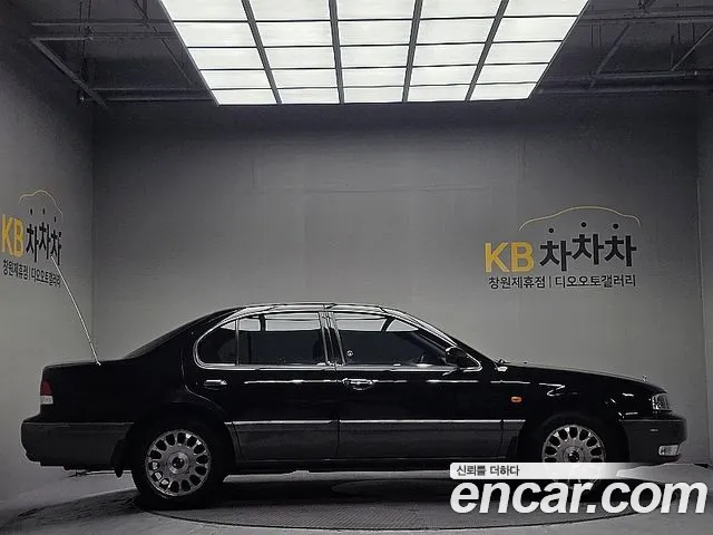 Renault-KoreaSamsung SM5 2002 thumb 3