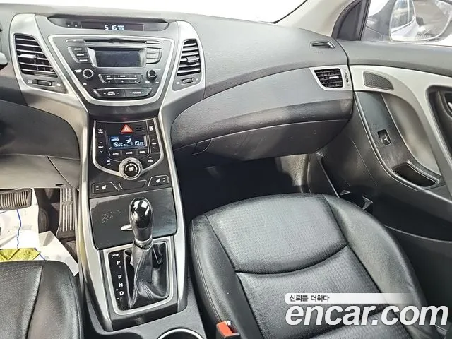 Hyundai Avante 2013 thumb 10