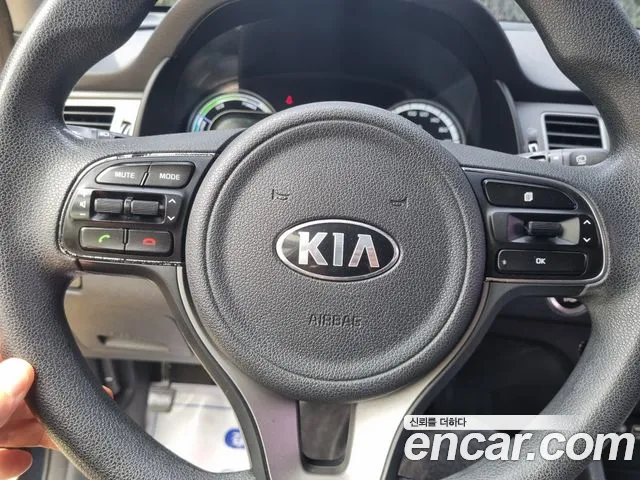 Kia Niro 2016 thumb 6