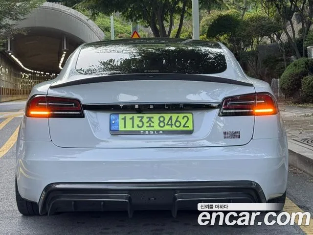 Tesla Model S 2024 thumb 3