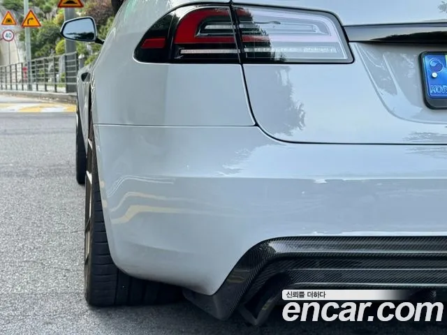 Tesla Model S 2024 thumb 4
