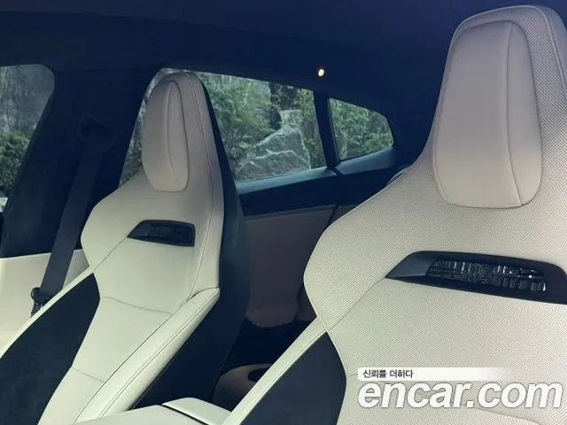 Tesla Model S 2024 thumb 10