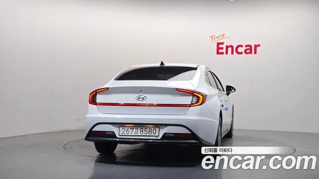 Hyundai Sonata 2022 thumb 4