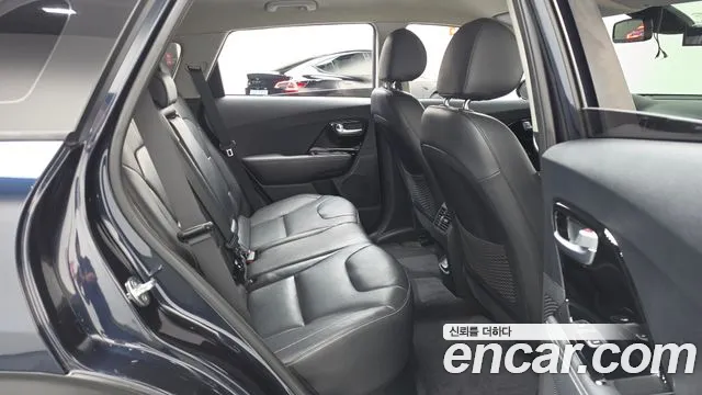 Kia Niro 2019 thumb 11