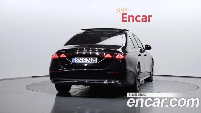 Mercedes-Benz E-Класс 2025 thumb 4