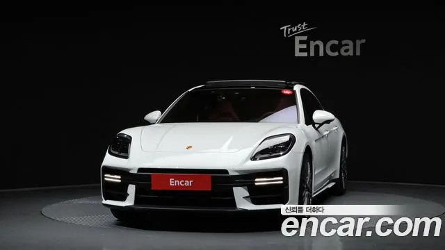 Porsche Panamera 2025 thumb 3