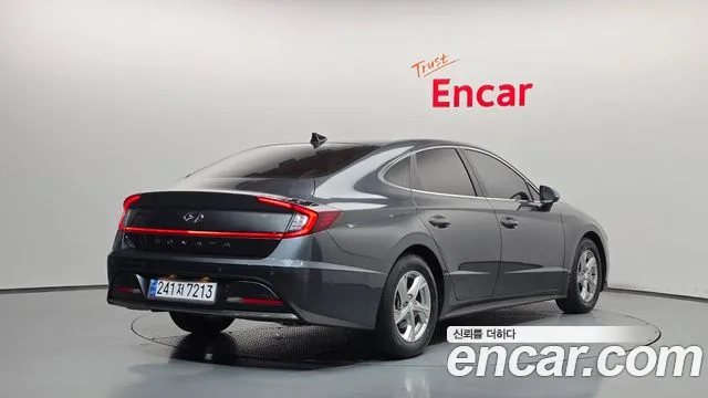 Hyundai Sonata 2023 thumb 2