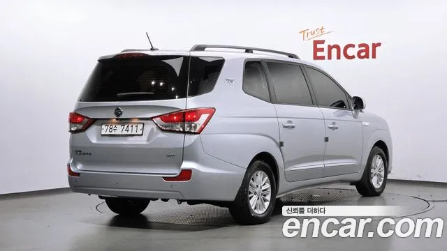 KG_Mobility_Ssangyong KORANDO 2013 thumb 2