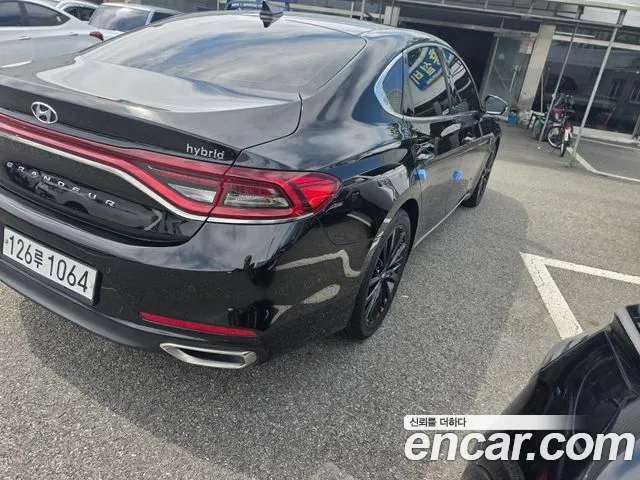Hyundai Grandeur 2017 thumb 4