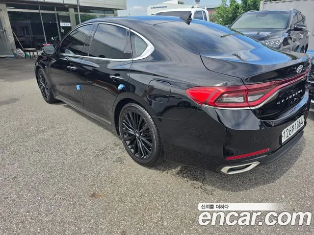 Hyundai Grandeur 2017 thumb 5