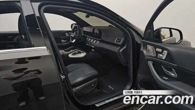 Mercedes-Benz GLE 2023 thumb 10