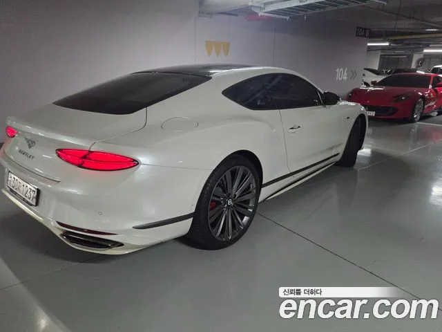 Bentley Continental 2025 thumb 3
