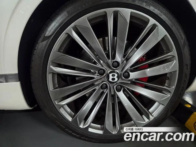 Bentley Continental 2025 thumb 6