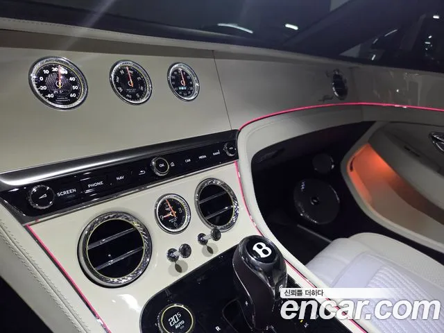 Bentley Continental 2025 thumb 8