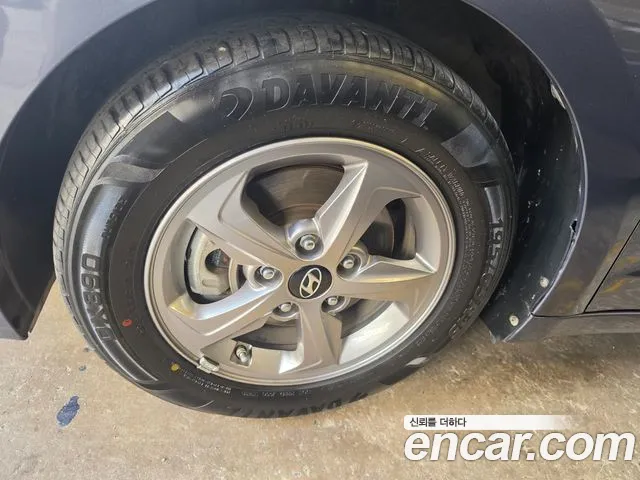 Hyundai Avante 2016 thumb 5