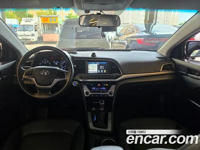 Hyundai Avante 2016 thumb 7