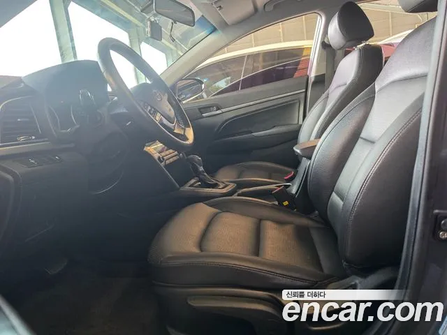 Hyundai Avante 2016 thumb 10