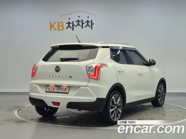 KG_Mobility_Ssangyong TIBOLI 2016 thumb 2