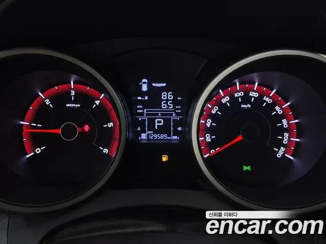 KG_Mobility_Ssangyong TIBOLI 2016 thumb 6