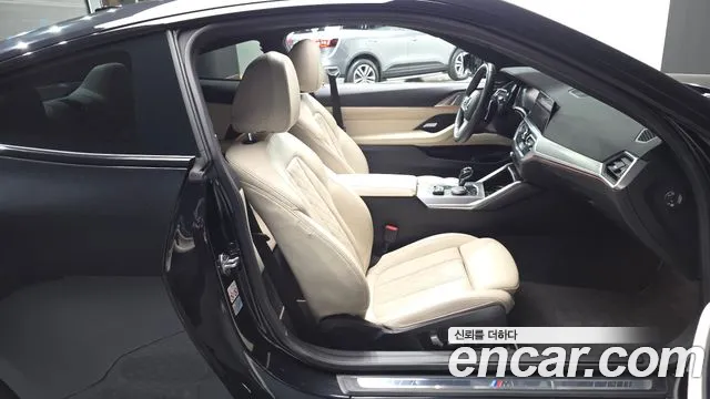 BMW 4-Series 2021 thumb 10