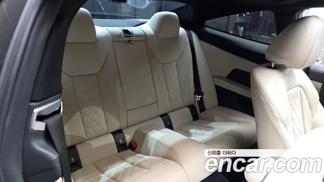 BMW 4-Series 2021 thumb 12