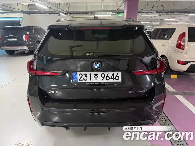 BMW X1 2023 thumb 4